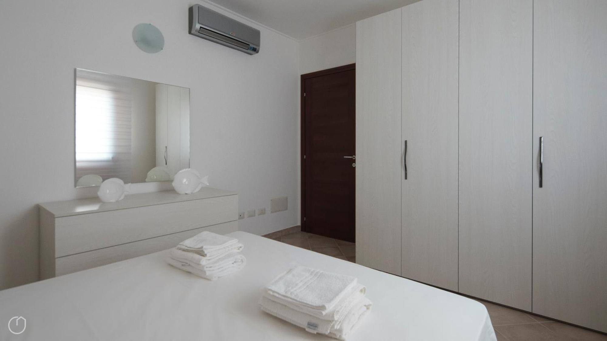 Welcomely - Xenia Boutique House Олбия Екстериор снимка
