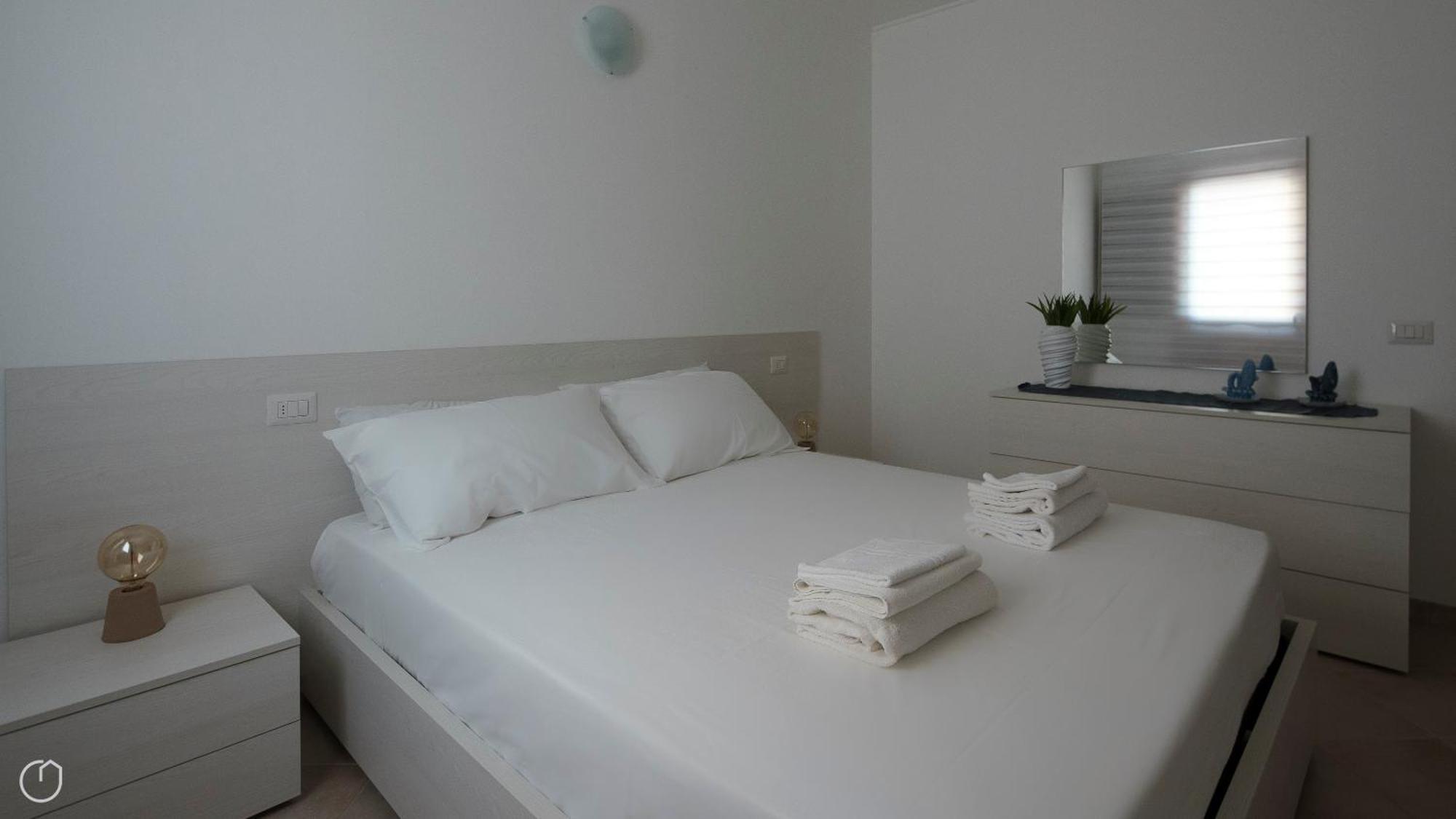 Welcomely - Xenia Boutique House Олбия Екстериор снимка