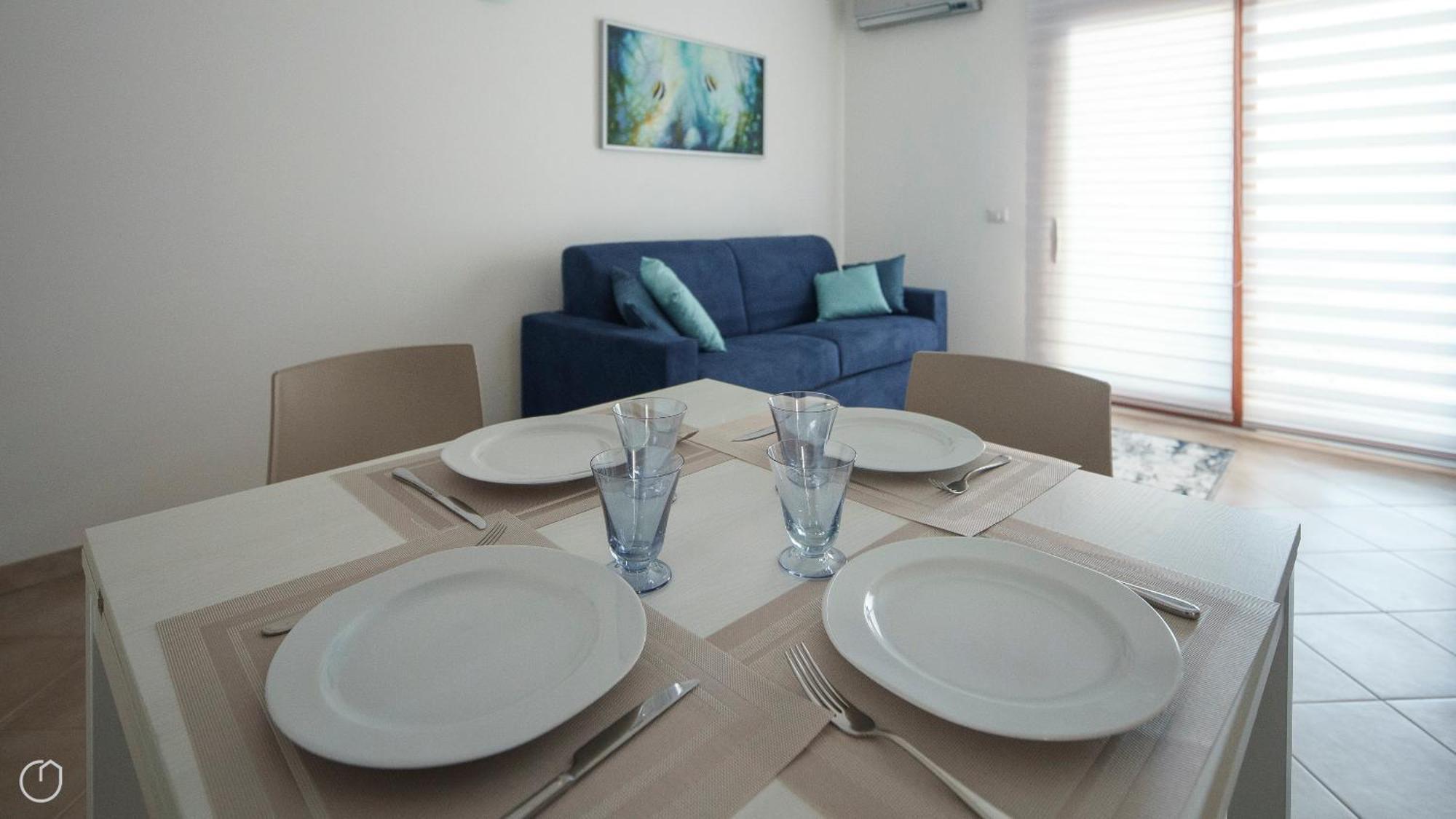 Welcomely - Xenia Boutique House Олбия Екстериор снимка